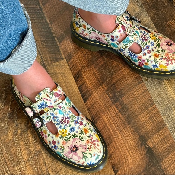 Dr. Martens 8065 Wanderlust Double strap Floral Mary Janes - Picture 15 of 16